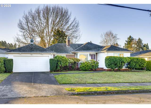 Property at 3542 SE Insley St, Portland, OR 97202, 2 beds, 1.5 baths