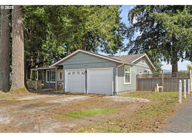 Property at 1270 SW 1st Ave, Mill City, OR 97360, 4 beds, 2 baths