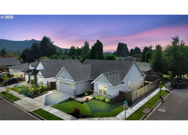 Property at 1004 S 46th St, Springfield, OR 97478, 4 beds, 2 baths