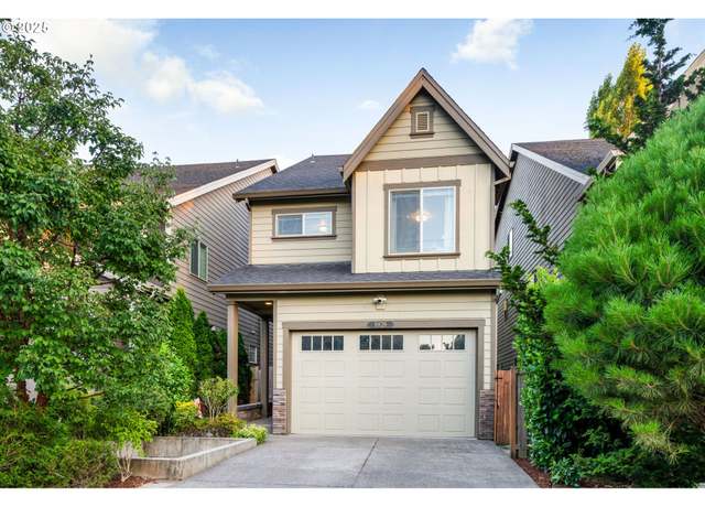 Property at 8826 SW Spruce St, Portland, OR 97223, 4 beds, 2.5 baths