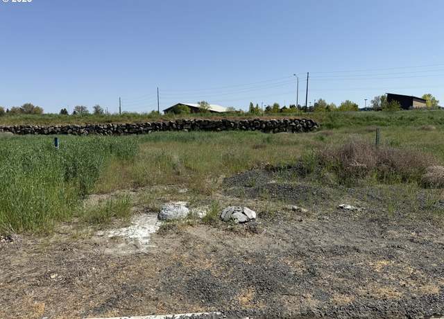 Property at 1289 SE 9th St, Hermiston, OR 97838