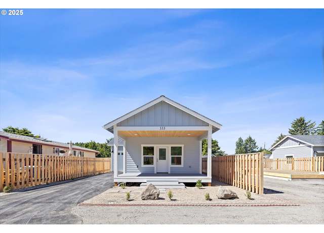 Property at 333 SE Oar Ave, Lincoln City, OR 97367, 2 beds, 2 baths