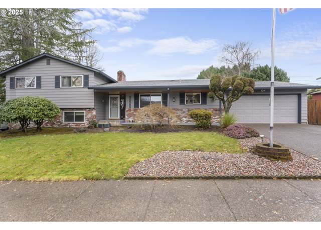 Property at 20585 SW Genoa Ct, Beaverton, OR 97078, 4 beds, 3 baths