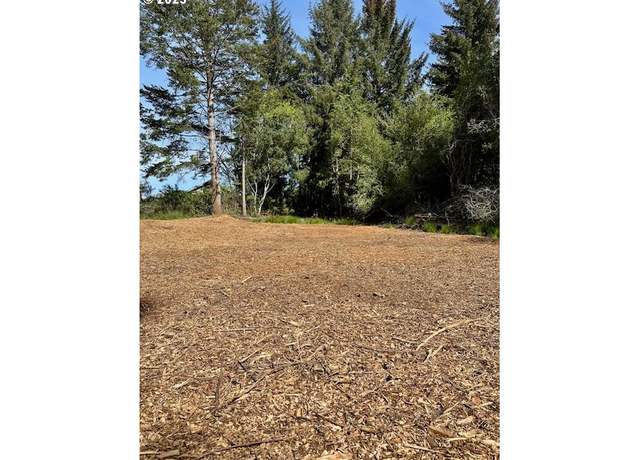 Property at 1227 Seagate, Coos Bay, OR 97420