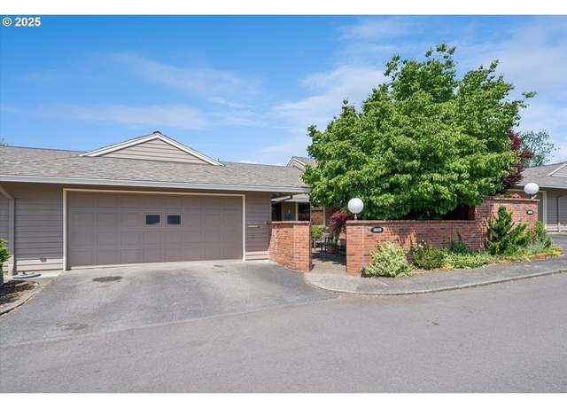 Property at 16585 SW Matador Ln, Portland, OR 97224, 2 beds, 2 baths