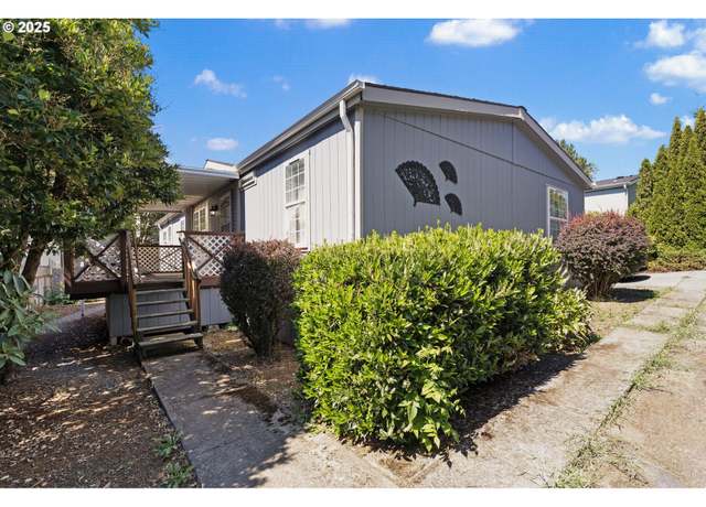 Property at 4239 SE 122nd Ave, Portland, OR 97236, 3 beds, 2 baths