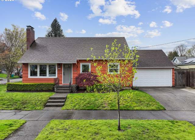 Property at 5707 N Concord Ave, Portland, OR 97217, 4 beds, 3 baths