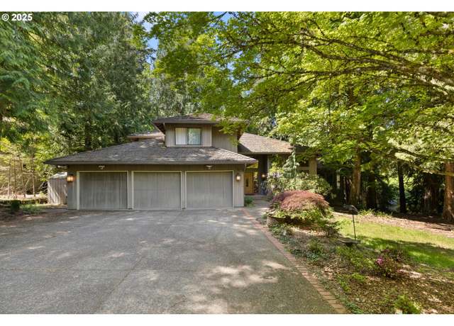 Property at 7307 SE 133rd Pl, Portland, OR 97236, 5 beds, 3.5 baths