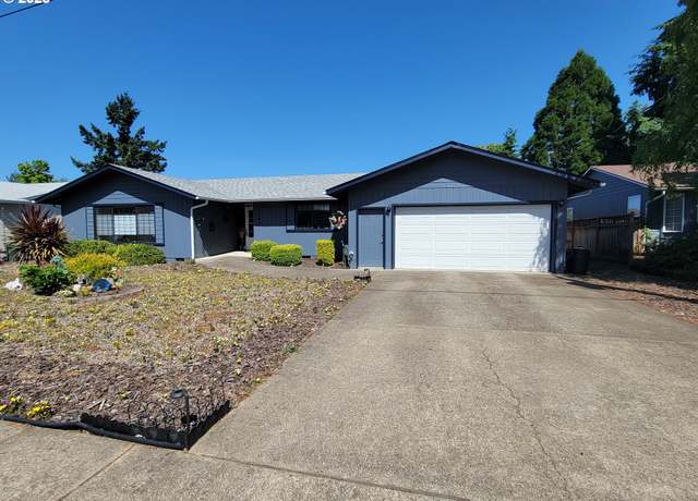 Property at 1463 NW Troost St, Roseburg, OR 97471, 3 beds, 2 baths