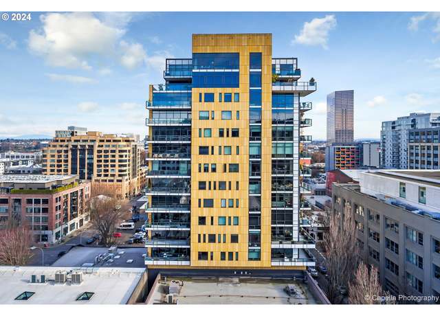 Property at 311 NW 12th Ave #402, Portland, OR 97209, 2 beds, 2.5 baths