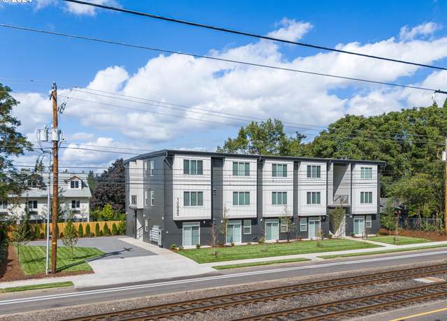 Property at 10985 E Burnside St #12, Portland, OR 97216, 1 bath