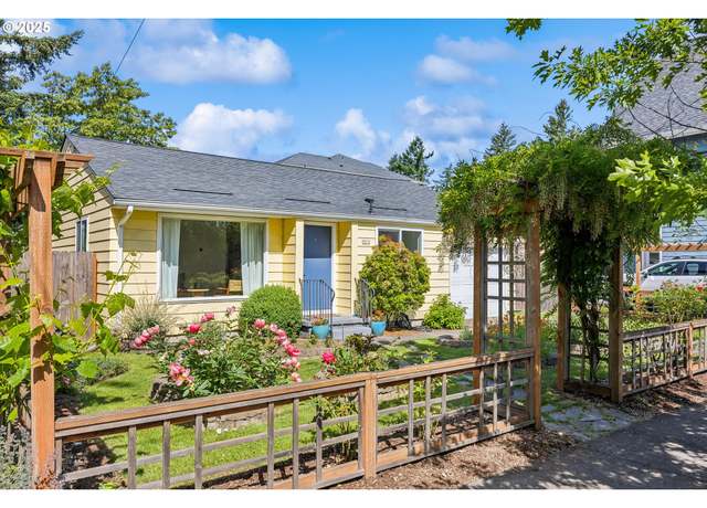 Property at 5515 SE 62nd Ave, Portland, OR 97206, 2 beds, 1 bath