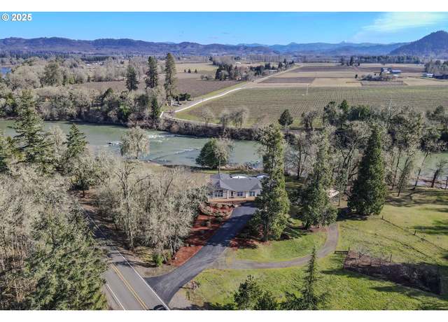 Property at 1773 Melqua Rd, Roseburg, OR 97471, 3 beds, 2 baths