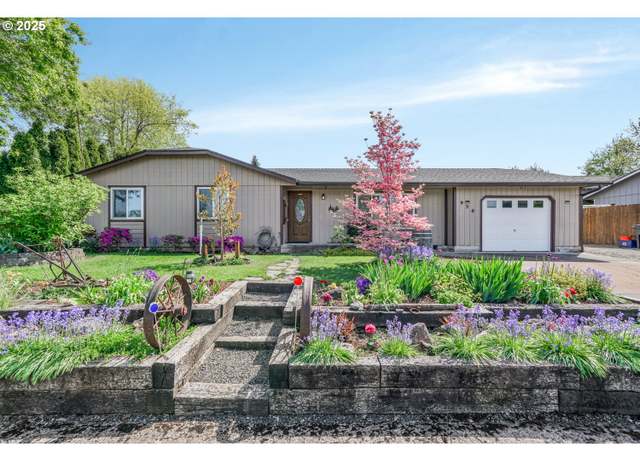 Property at 930 Cheryl St, Aumsville, OR 97325, 3 beds, 1 bath