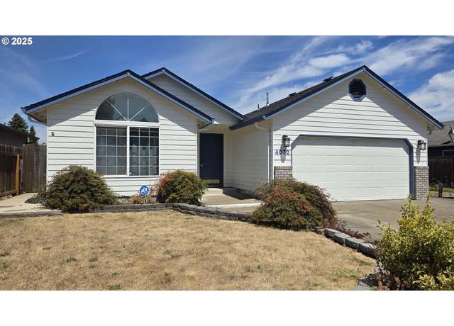Property at 4072 Forsythia St, Springfield, OR 97478, 3 beds, 2 baths