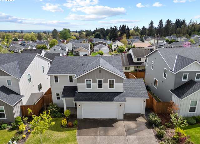 Property at 35350 Fairfield Ct, St. Helens, OR 97051, 3 beds, 2.5 baths