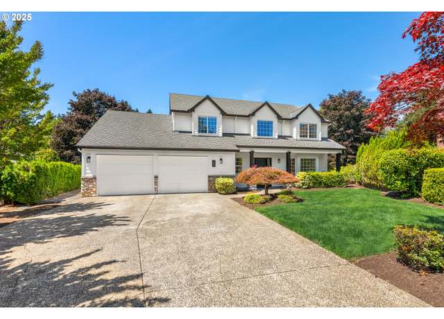 Property at 12035 SE Eisert Cir, Happy Valley, OR 97086, 4 beds, 2.5 baths