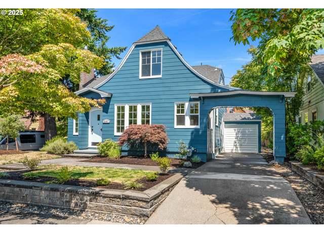 Property at 6907 NE Alameda St, Portland, OR 97213, 4 beds, 2 baths