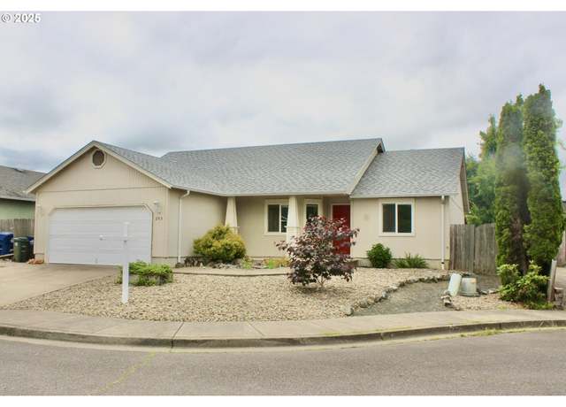 Property at 203 Robin Ct, Creswell, OR 97426, 3 beds, 2 baths