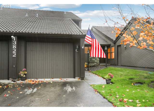 Property at 13822 NW 10th Ct, Vancouver, WA 98685, 2 beds, 2.5 baths