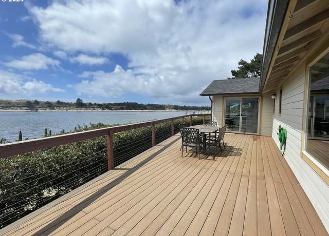 Property at 100 Rhododendron Dr, Florence, OR 97439, 3 beds, 2.5 baths