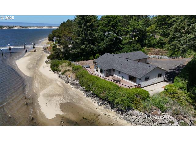 Property at 100 Rhododendron Dr, Florence, OR 97439, 3 beds, 2.5 baths