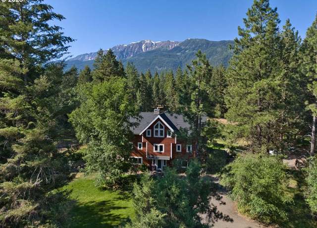 Property at 63677 Woodland Ln, Joseph, OR 97846, 4 beds, 2.5 baths