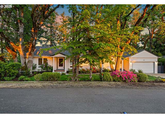 Property at 1655 Prospect Dr, Eugene, OR 97403, 4 beds, 3 baths