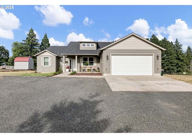 Property at 27 Anderson St, Yoncalla, OR 97499, 3 beds, 2.5 baths