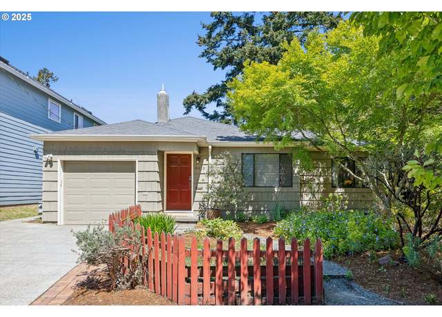 Property at 6415 NE Pacific St, Portland, OR 97213, 2 beds, 2 baths