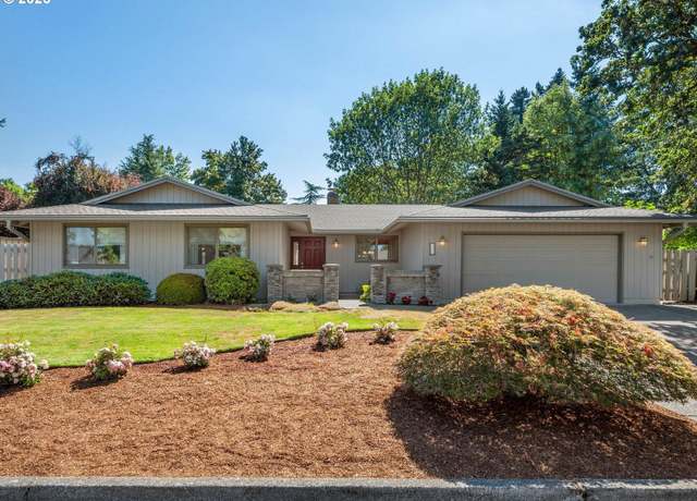 Property at 286 NE 18th Ave, Hillsboro, OR 97124, 3 beds, 2 baths
