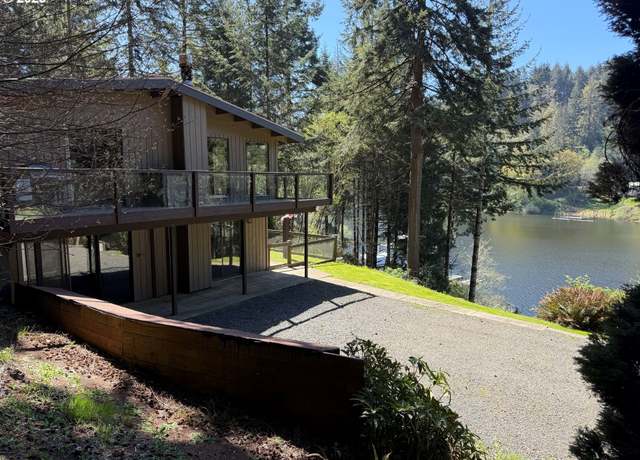 Property at 2822 S Tenmile Lk, Lakeside, OR 97449, 4 beds, 3.5 baths