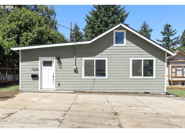 Property at 10240 NE Beech St, Portland, OR 97220, 2 beds, 1 bath