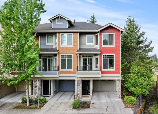 Property at 499 NE Patricia Ann Pl, Hillsboro, OR 97006, 2 beds, 2.5 baths
