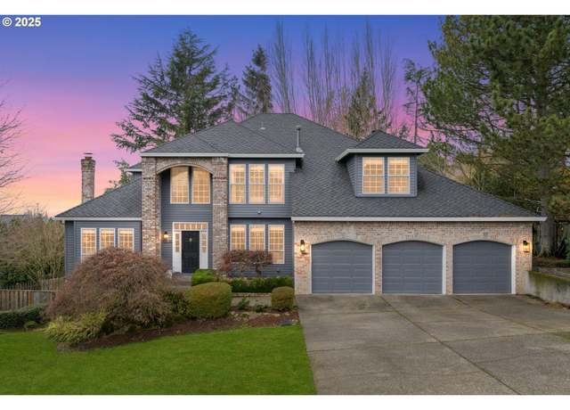 Property at 12635 SW 61st Pl, Portland, OR 97219, 4 beds, 2.5 baths