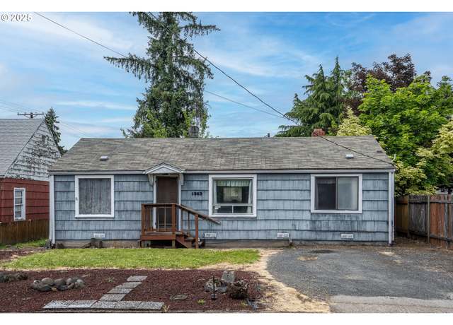 Property at 1252 8th St, Springfield, OR 97477, 2 beds, 1 bath