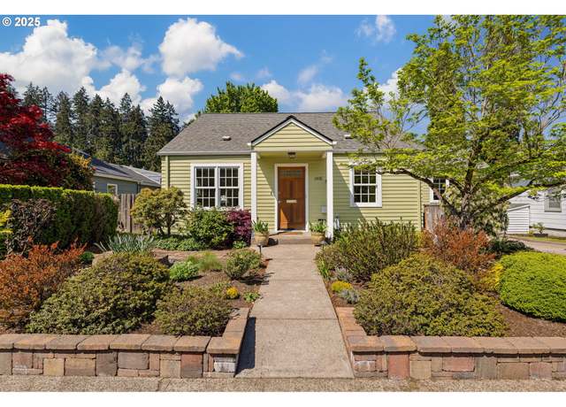 Property at 2476 Emerald St, Eugene, OR 97403, 3 beds, 2 baths