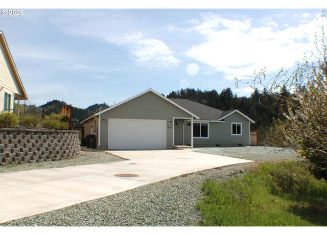 Property at 1340 NE Lisa Way, Myrtle Creek, OR 97457, 3 beds, 2 baths