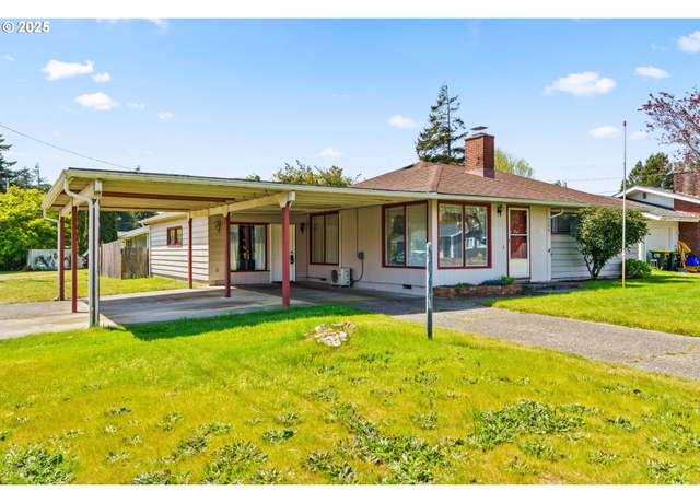 Property at 2290 18th St, Florence, OR 97439, 3 beds, 1 bath