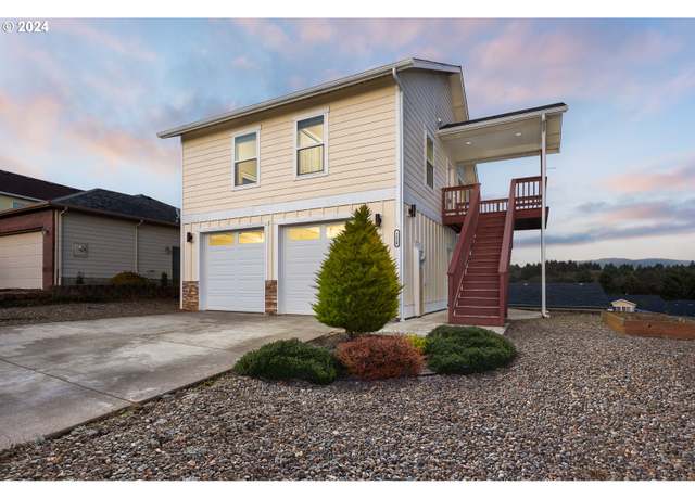 Property at 4530 NE Union Loop, Lincoln City, OR 97367, 2 beds, 1.5 baths