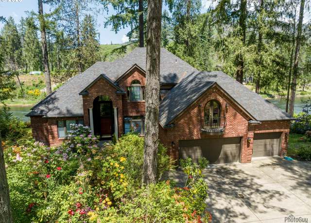 Property at 46769 Goodpasture Rd, Vida, OR 97488, 3 beds, 4 baths