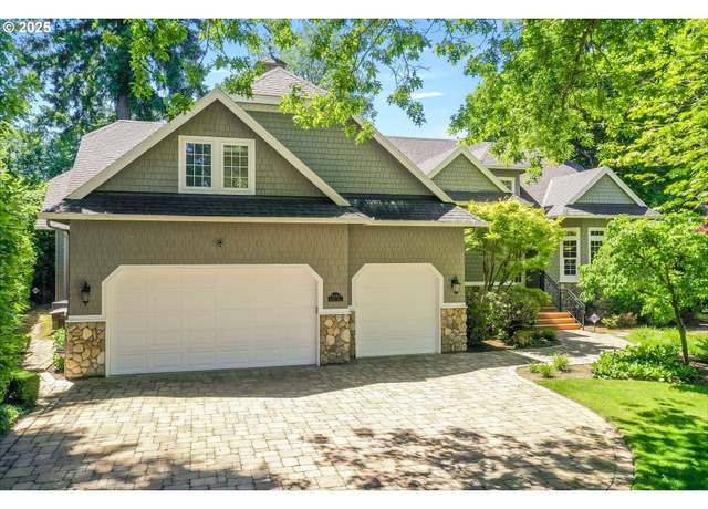 Property at 5770 Dogwood Dr, Lake Oswego, OR 97035, 3 beds, 3 baths