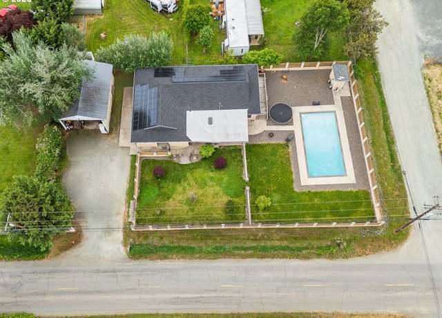Property at 190 Walnut St, Myrtle Creek, OR 97457, 4 beds, 2 baths