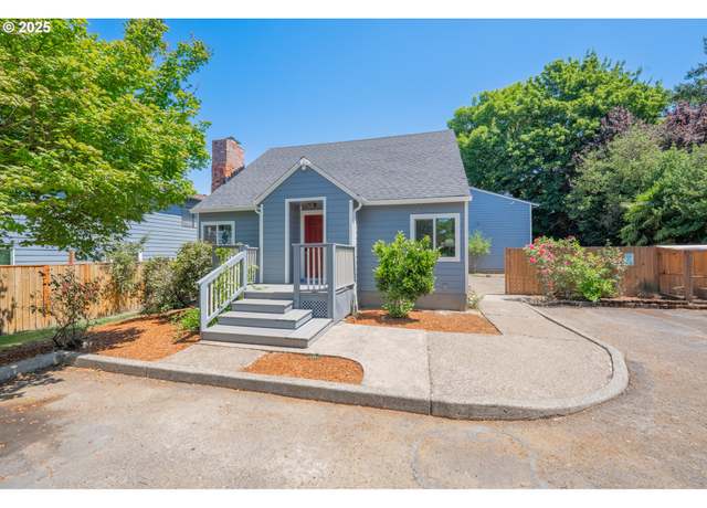 Property at 6240 SW Lombard Ave, Beaverton, OR 97008, 4 beds, 3 baths