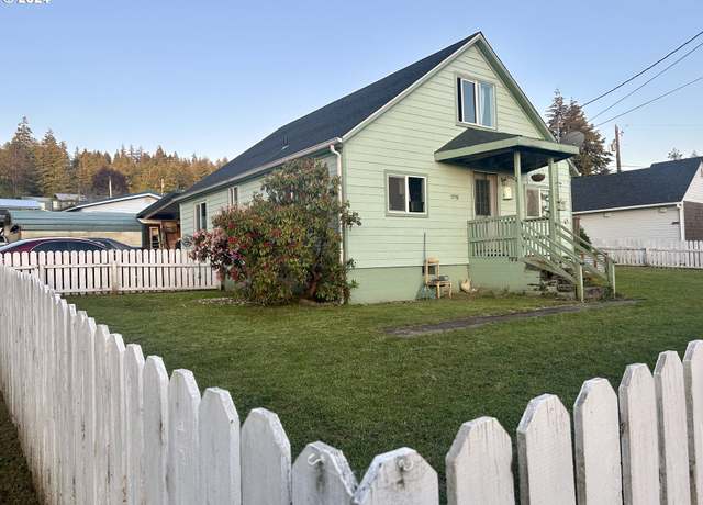 Property at 1715 20th St, Myrtle Point, OR 97458, 3 beds, 1 bath
