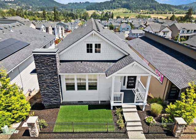 Property at 10578 SE 162nd Ave, Happy Valley, OR 97086, 3 beds, 3 baths