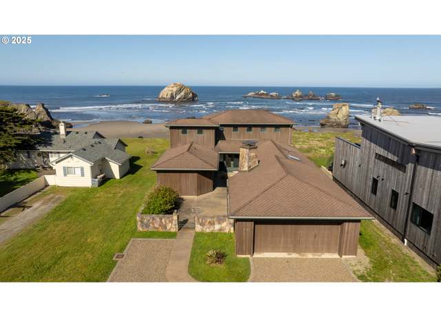 Property at 1950 Beach Loop Dr, Bandon, OR 97411, 4 beds, 2.5 baths