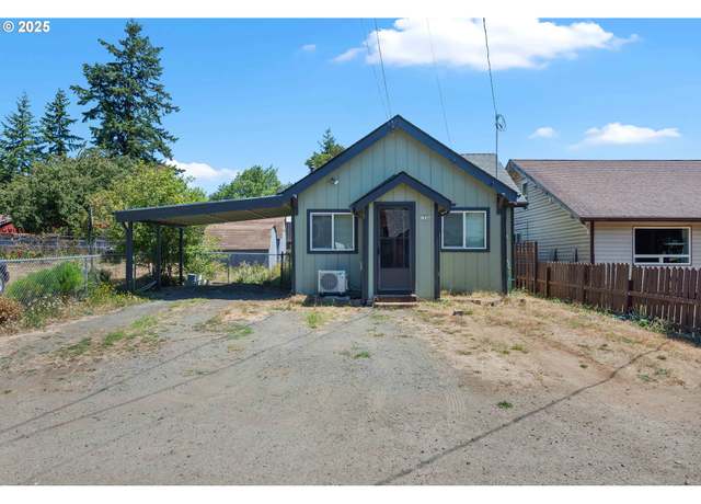 Property at 1236 N Baxter St, Coquille, OR 97423, 2 beds, 1 bath