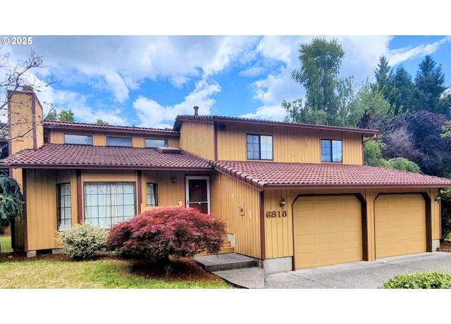 Property at 6818 SE 114th Ave, Portland, OR 97266, 3 beds, 2.5 baths