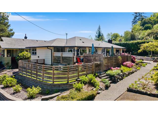 Property at 580 N 13th St, Coos Bay, OR 97420, 4 beds, 2 baths